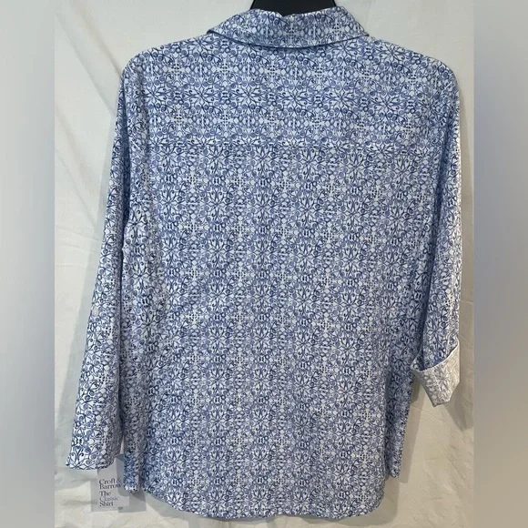 NWT Blue/White Croft & Barrow The Classic Shirt Size Small - Picture 2 of 6